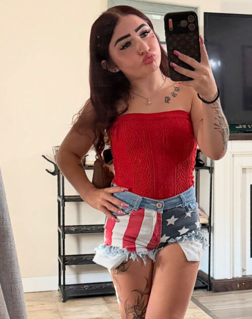 Tinybabyxoxo69